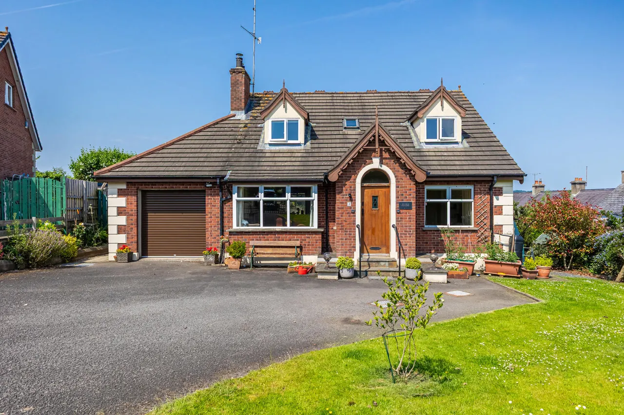 5 bed house for sale, Ardara Gardens, comber, BT23