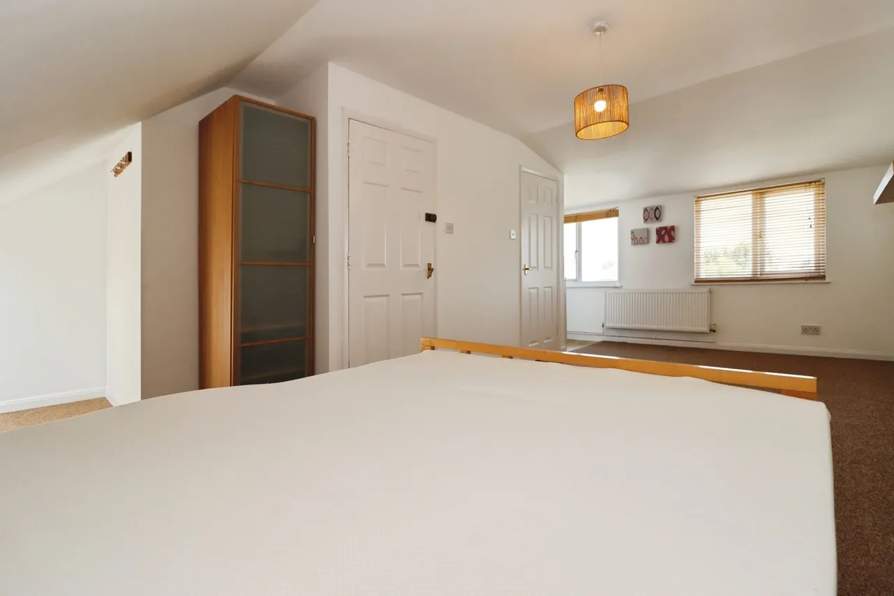 Ninth Avenue, Bristol, Gloucestershire, BS7, photo 10