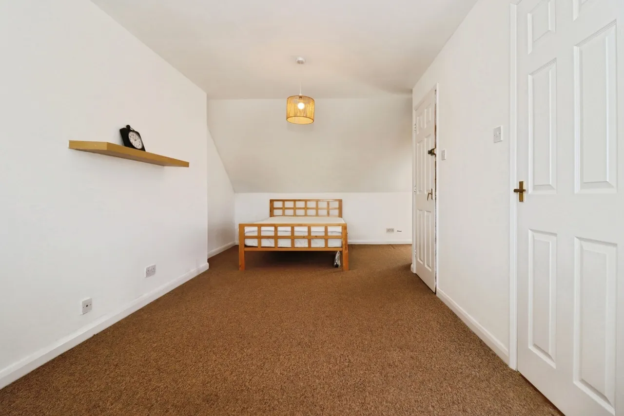Ninth Avenue, Bristol, Gloucestershire, BS7, photo 9