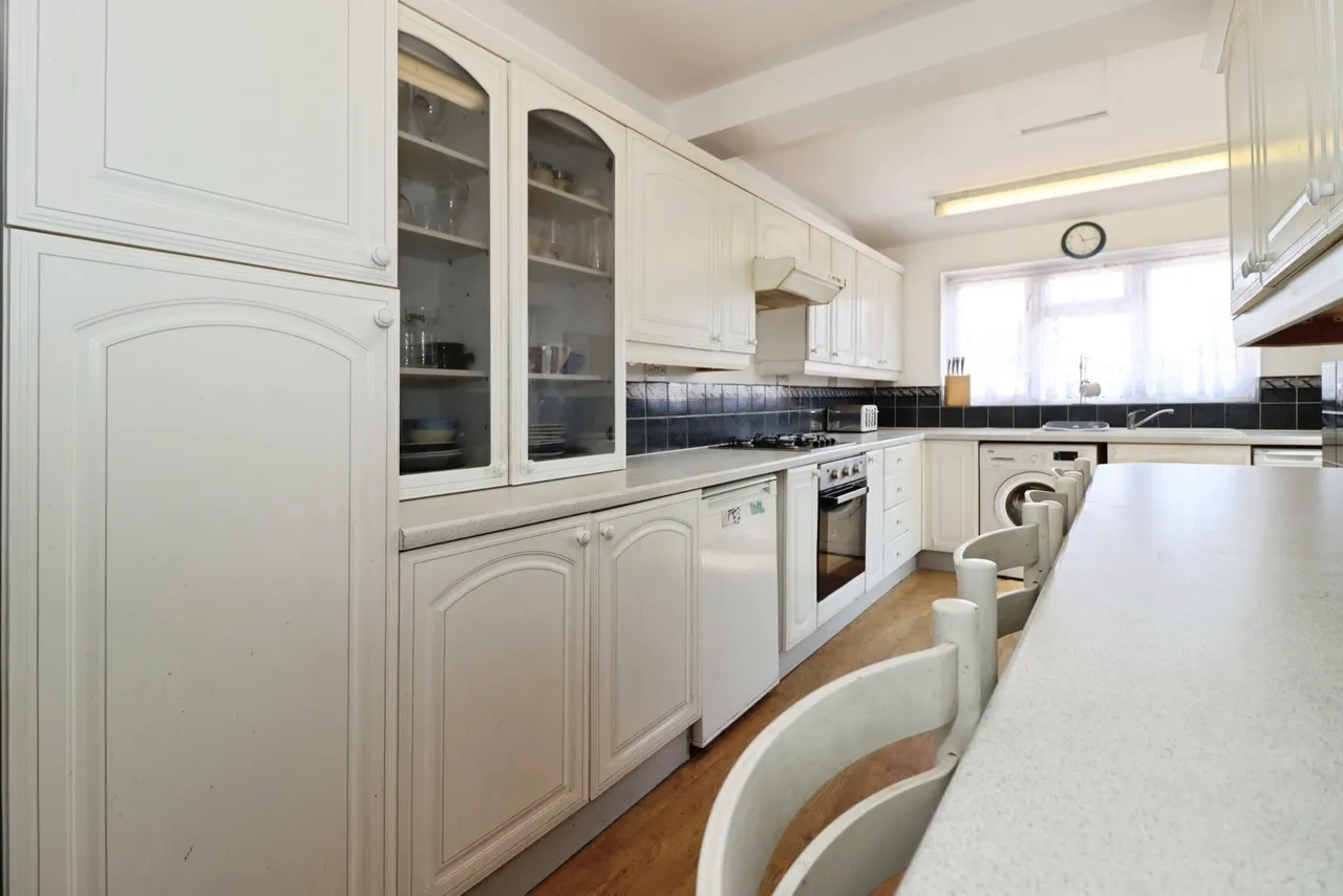 Ninth Avenue, Bristol, Gloucestershire, BS7, photo 3
