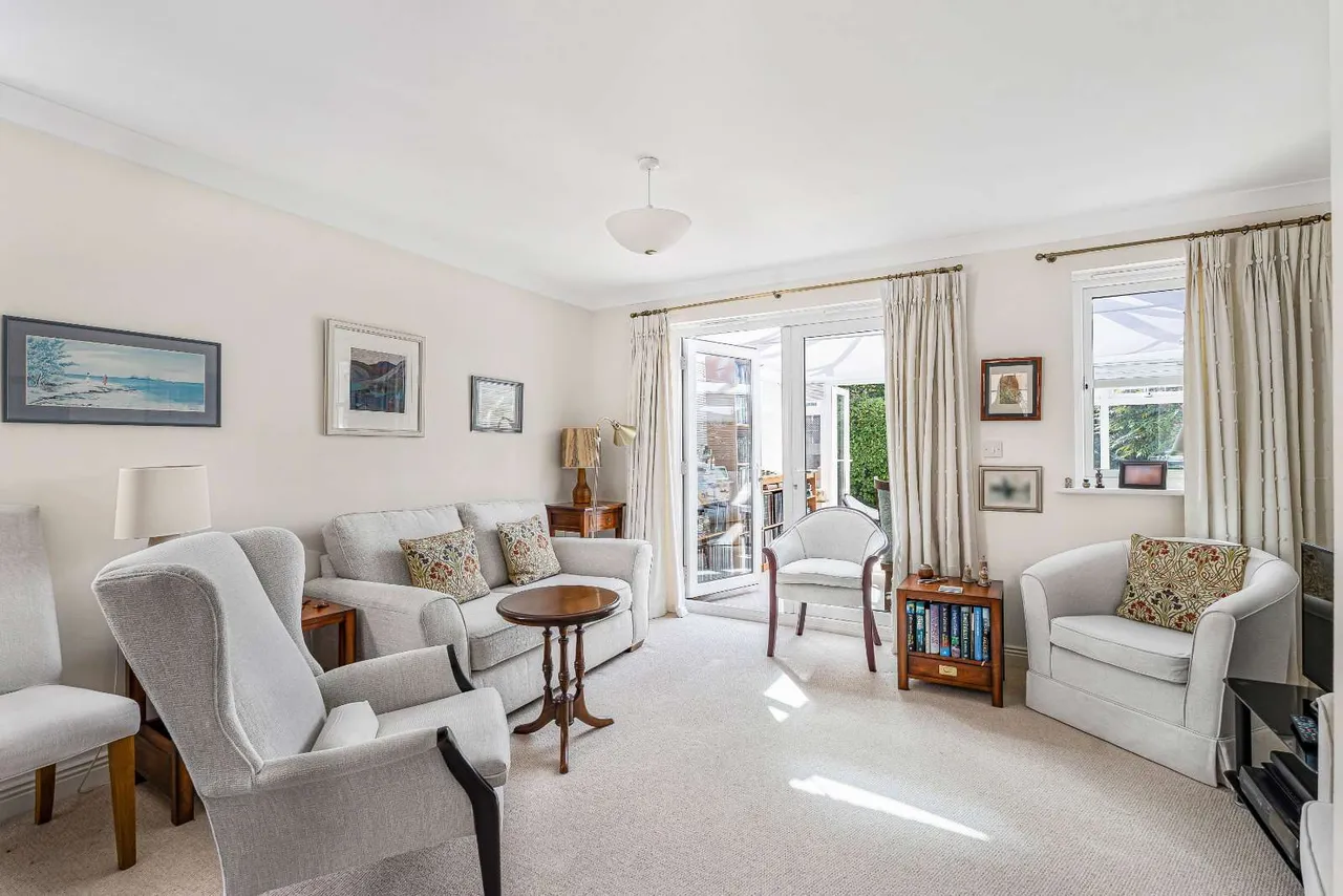 Northend Close, Petworth, West Sussex, GU28 9NS, photo 4