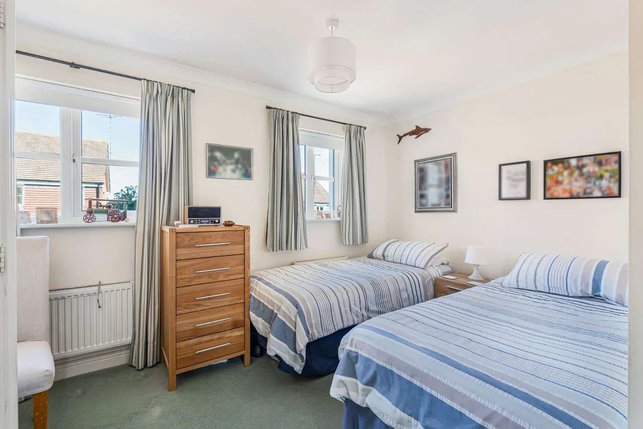 Northend Close, Petworth, West Sussex, GU28 9NS, photo 7