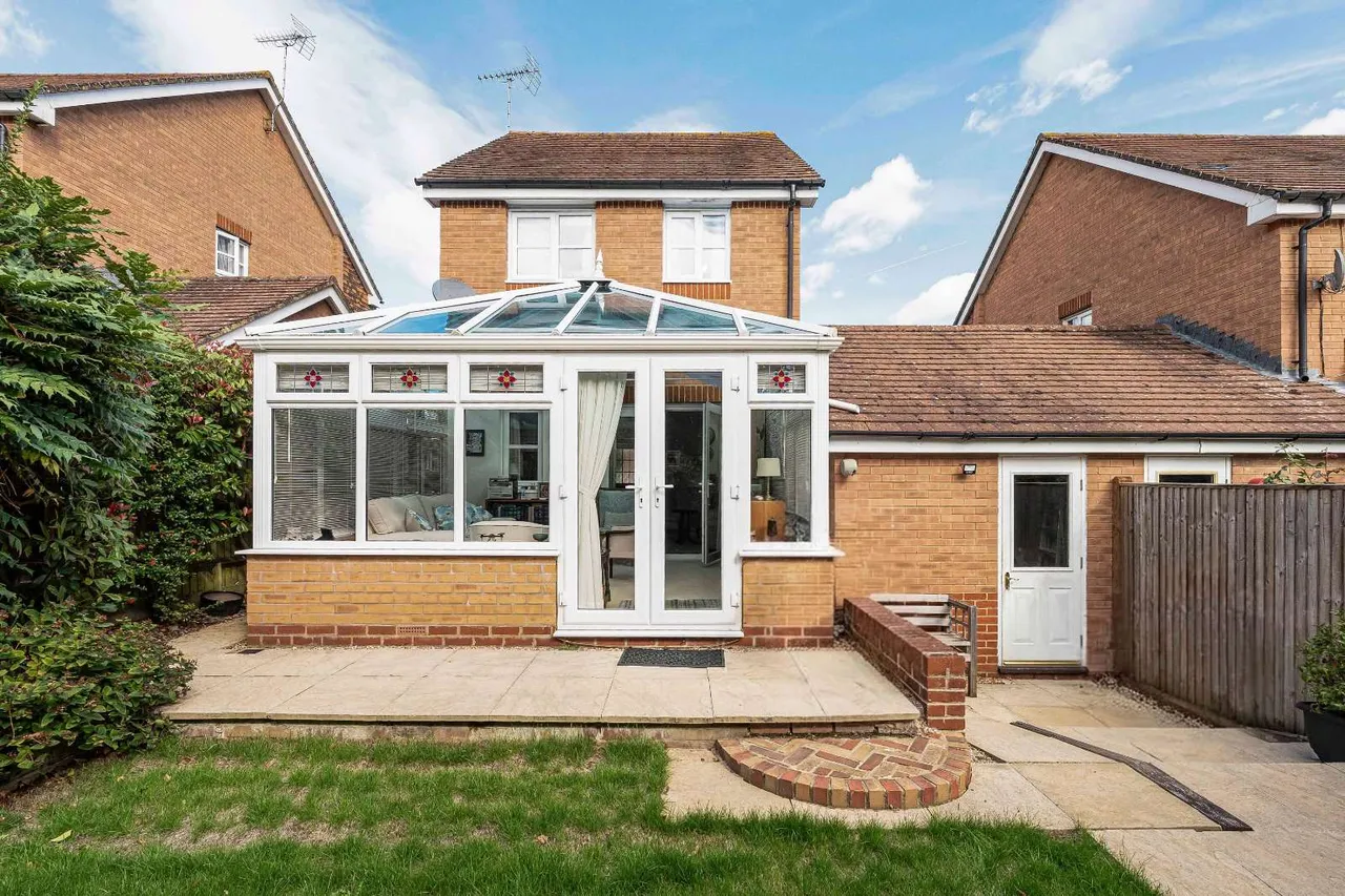 Northend Close, Petworth, West Sussex, GU28 9NS, photo 12