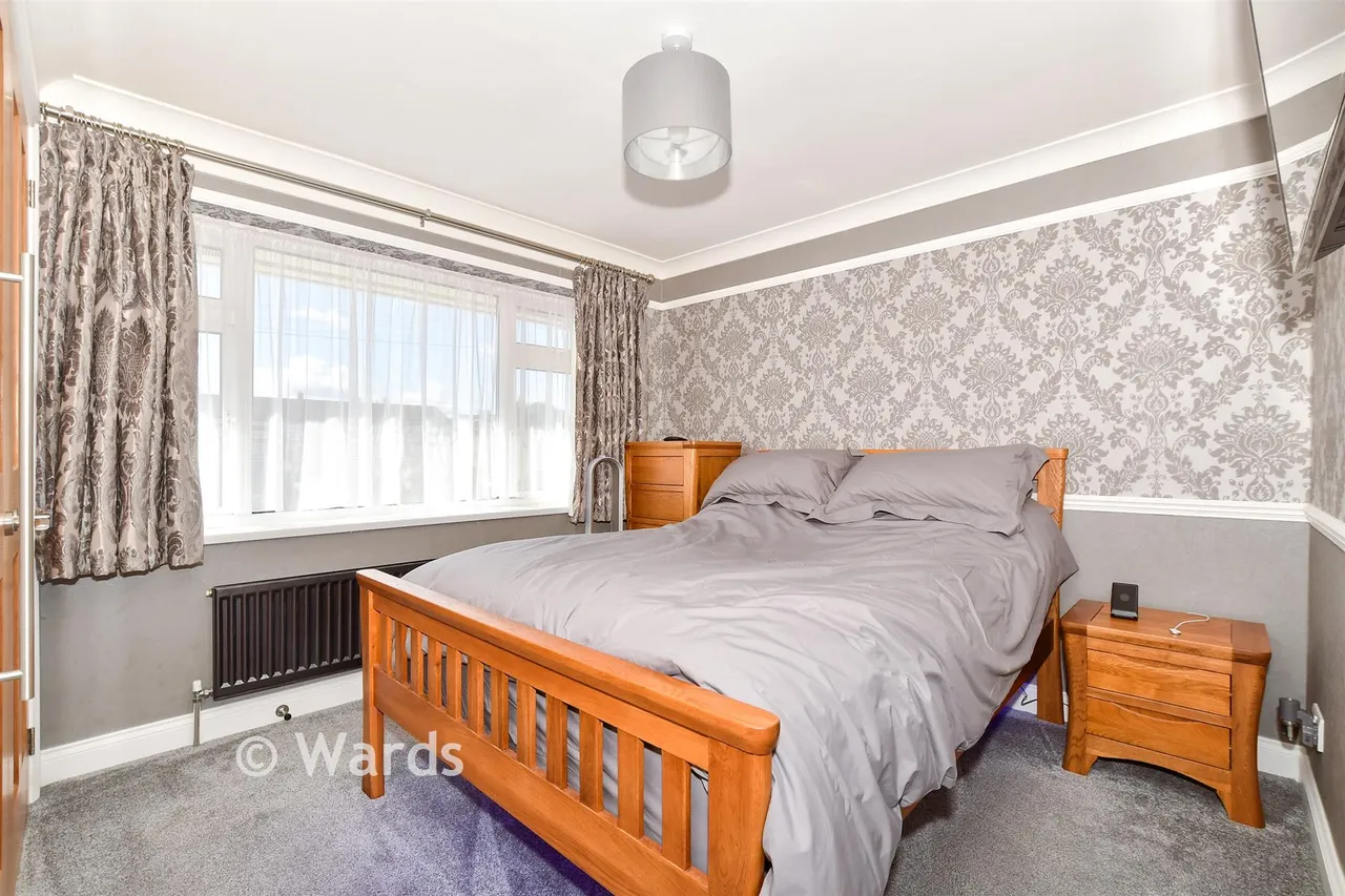 Plover Road, Birds Estate, ME20, photo 7