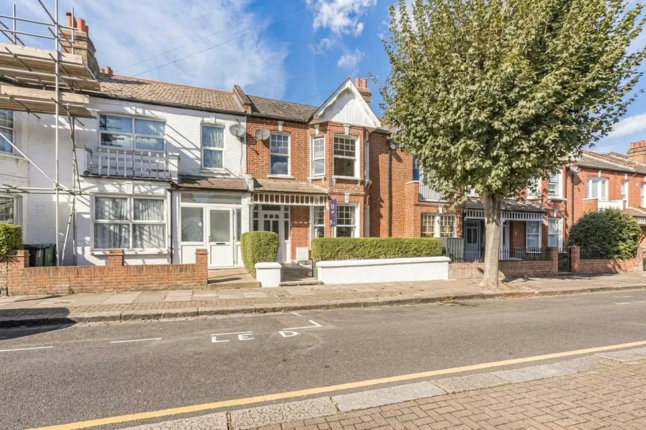 Pretoria Road, Furzedown, photo 2