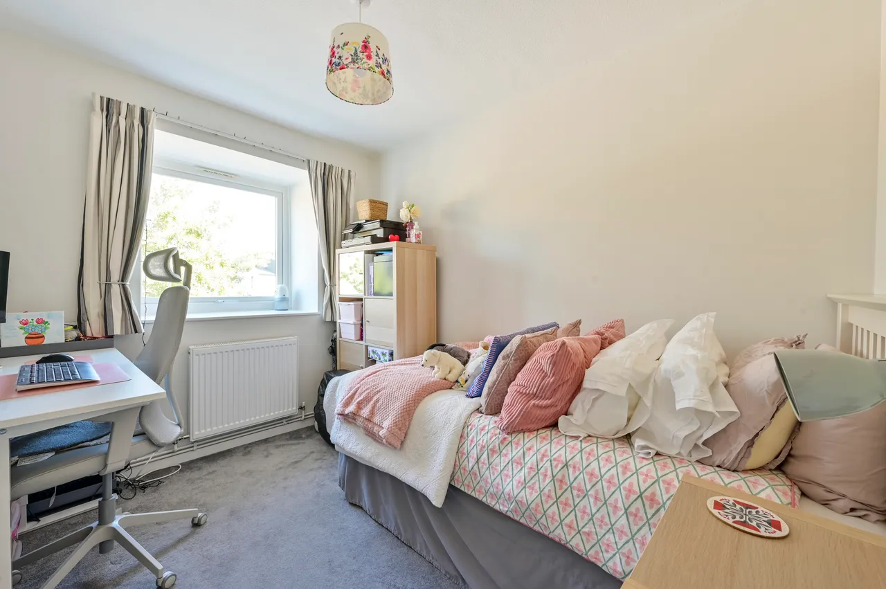 Flat 5, 8 Henfield Road, London, photo 5
