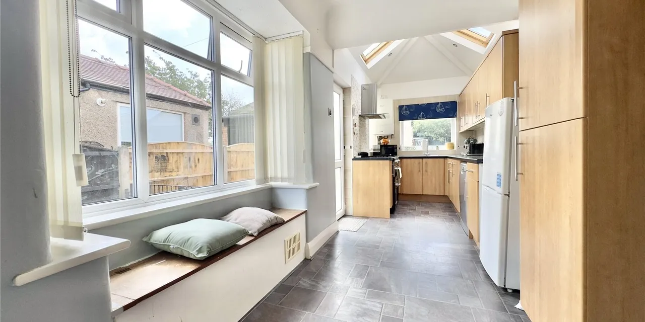 Saughall Massie Road, Upton, CH49, photo 6