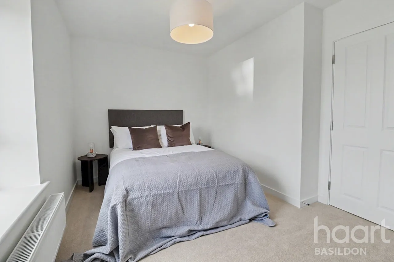 Ghyllgrove Close, SS14, photo 8