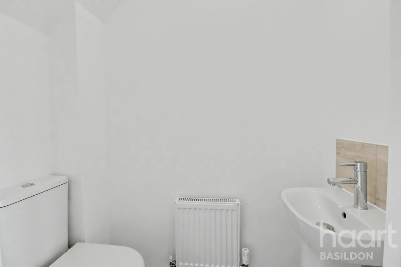 Ghyllgrove Close, SS14, photo 7