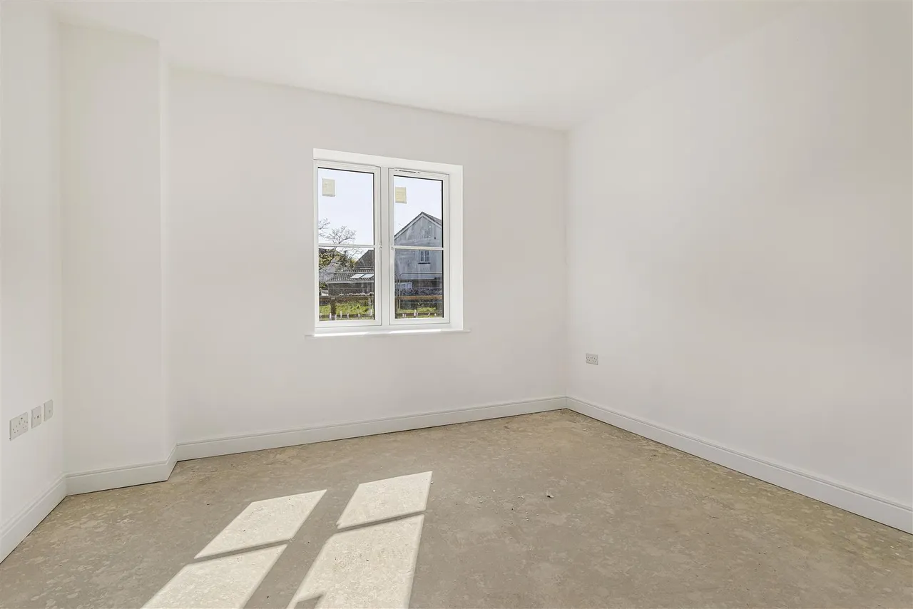 High Street, Chippenham, CB7, photo 21