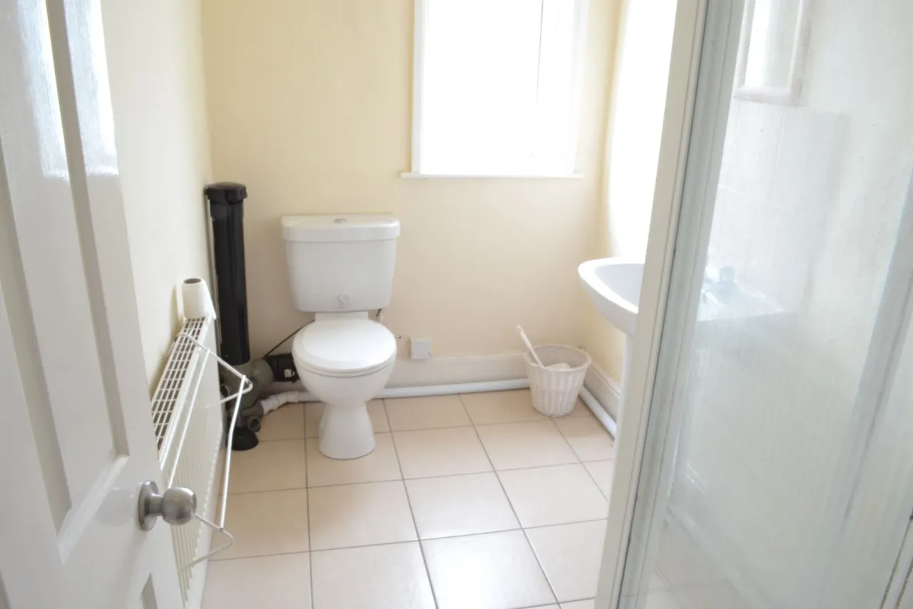 Rolleston Drive, Nottingham, NG7, photo 6