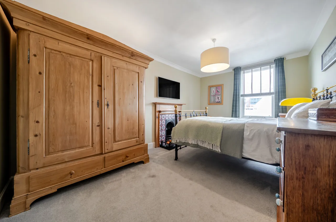 Elphinstone Road, Southsea, PO5, photo 11
