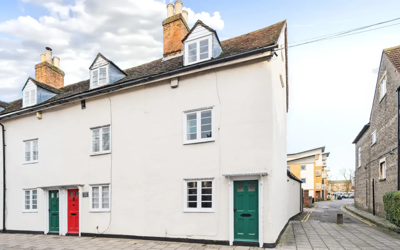 2 bed property for sale — Cardington Road, Bedford