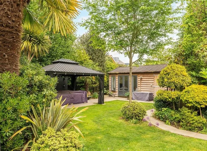 Cambridge Road, Teddington, TW11, photo 12