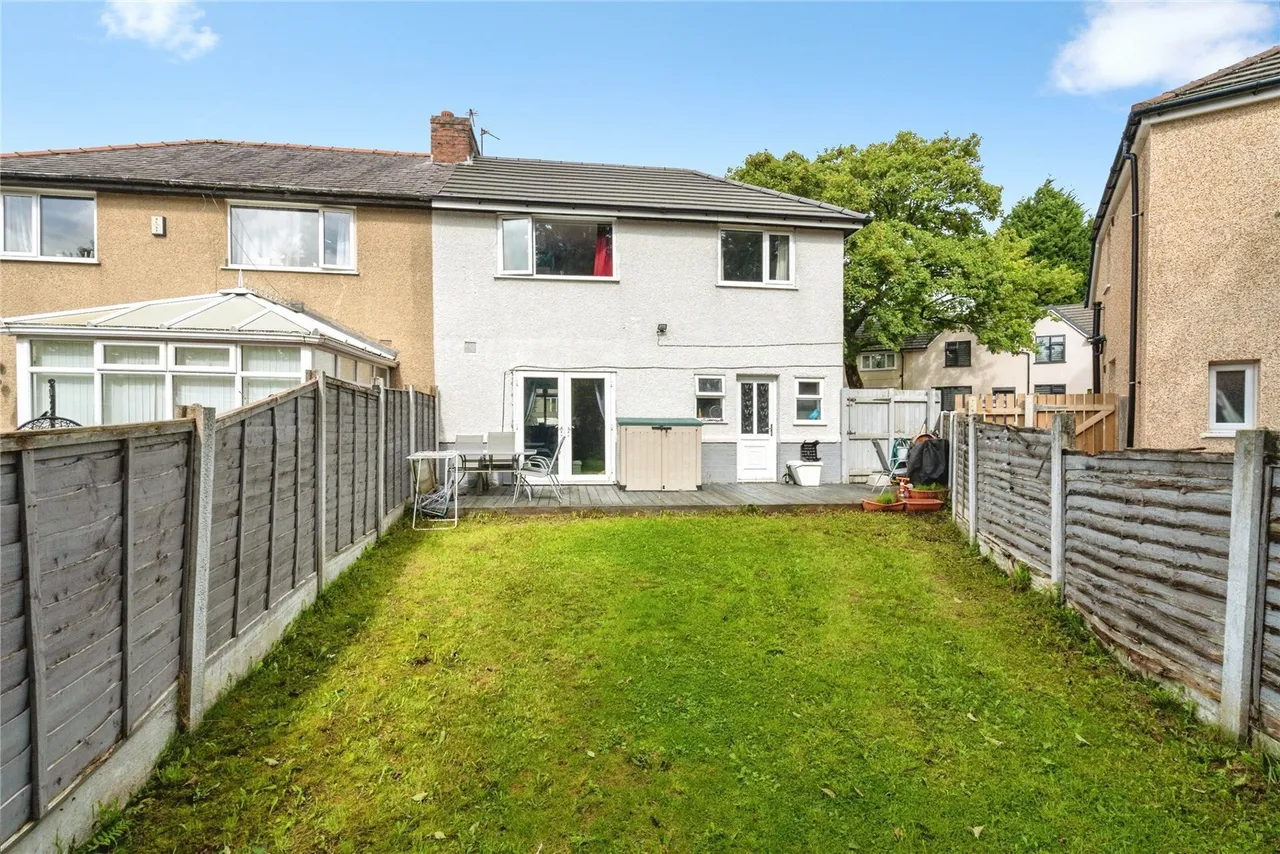 The Crescent, Westhoughton, BL5, photo 20