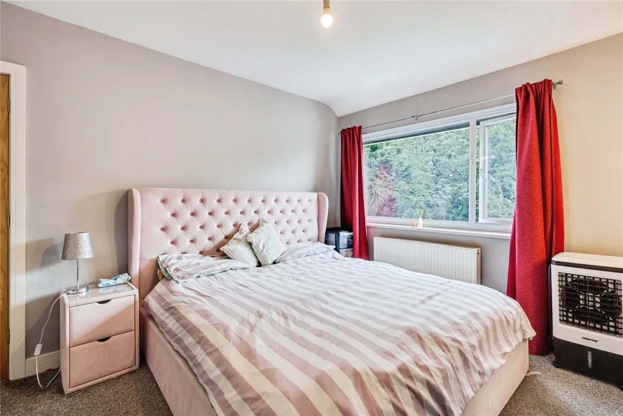 The Crescent, Westhoughton, BL5, photo 15