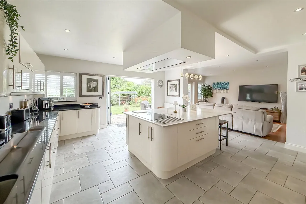 4 bed house for sale, Common Road, Kensworth, LU6