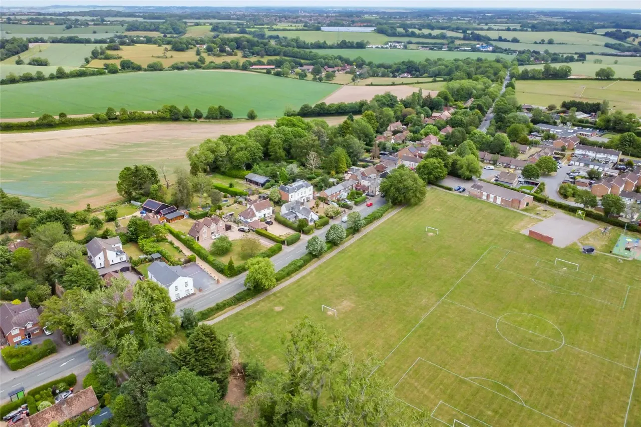 Common Road, Kensworth, LU6, photo 14