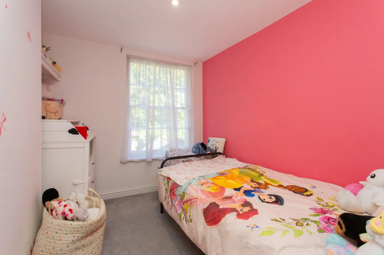 Barrow Hill Place, Ashford, TN23, photo 11