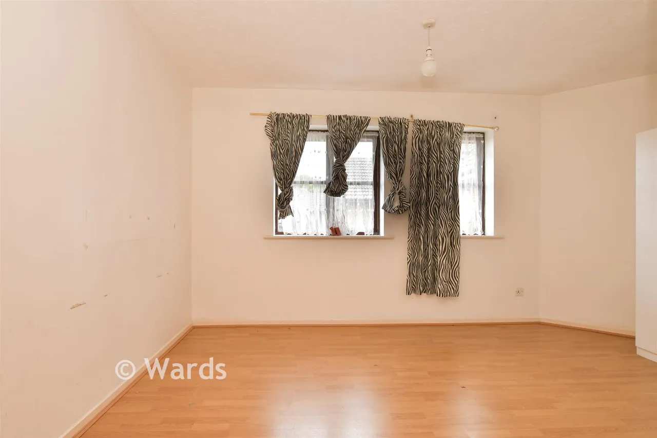 Clifton Walk, Dartford, DA2, photo 6