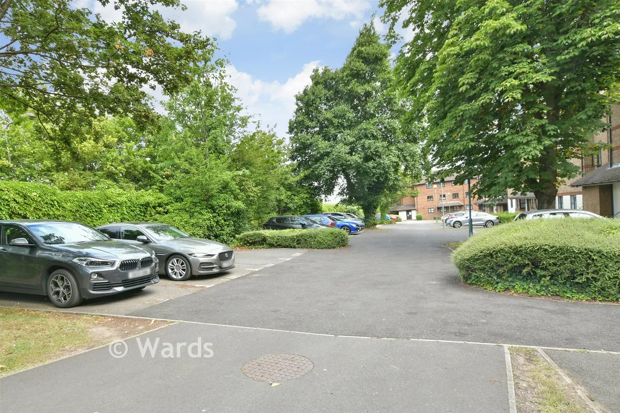 Clifton Walk, Dartford, DA2, photo 13