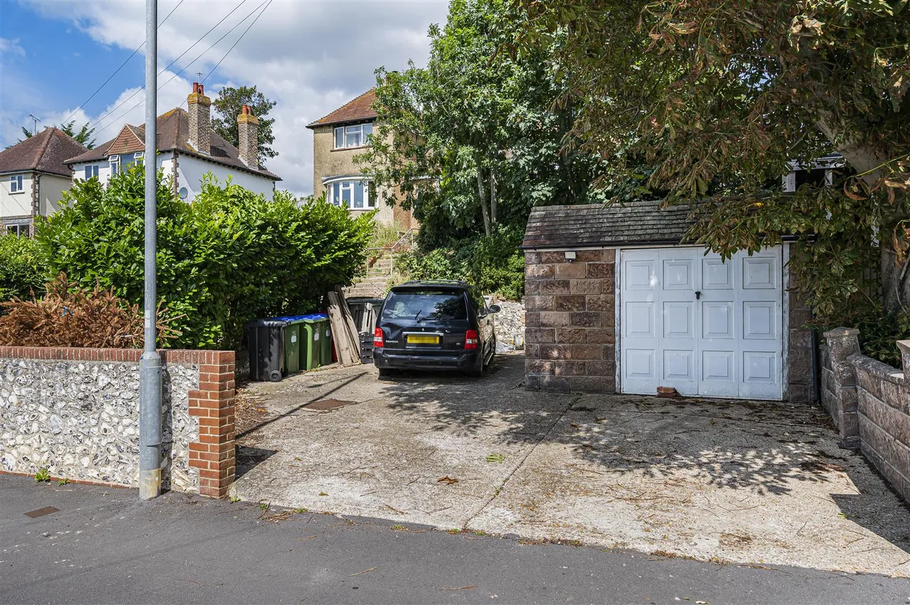 Vale Road, Seaford, photo 4