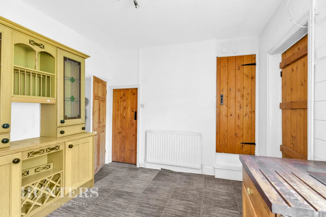 Manchester Road, Greenfield, OL3, photo 7