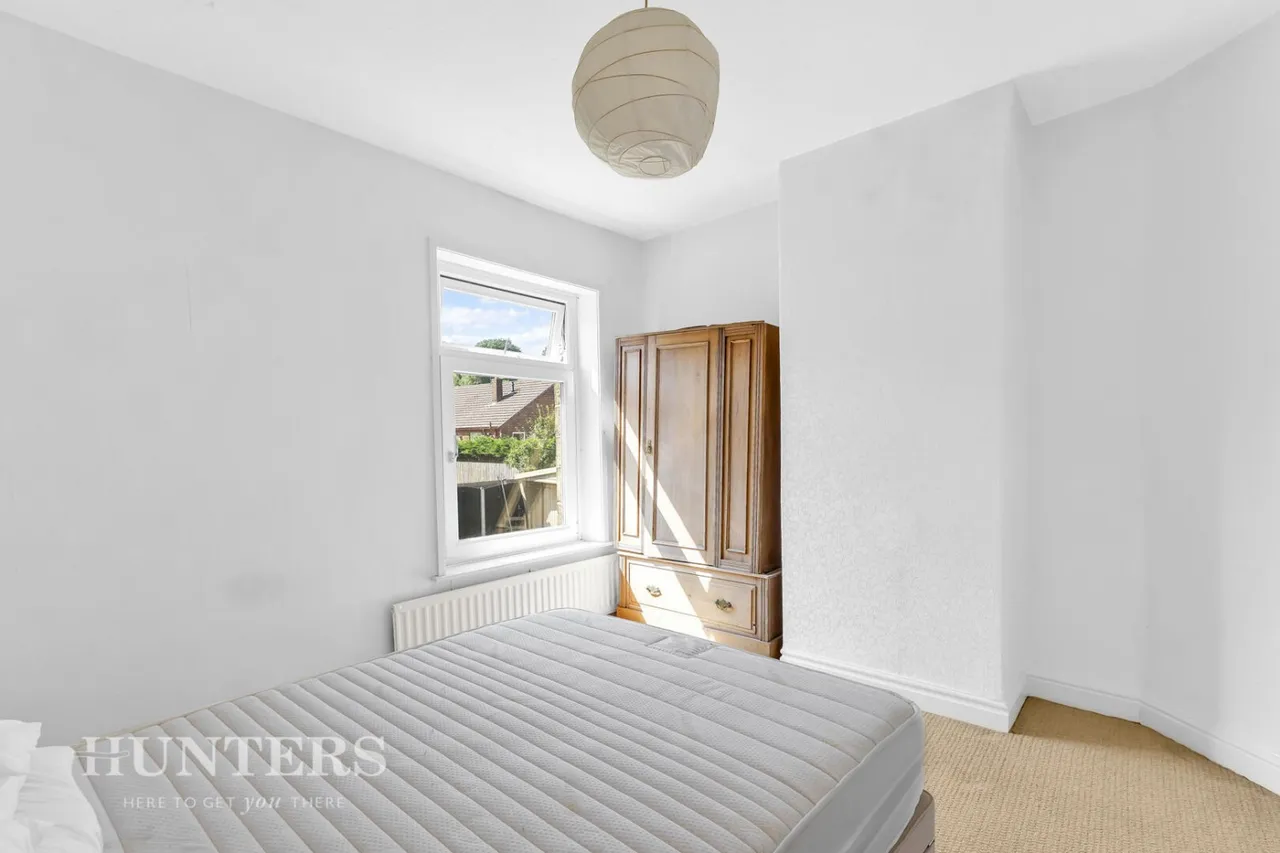 Manchester Road, Greenfield, OL3, photo 14