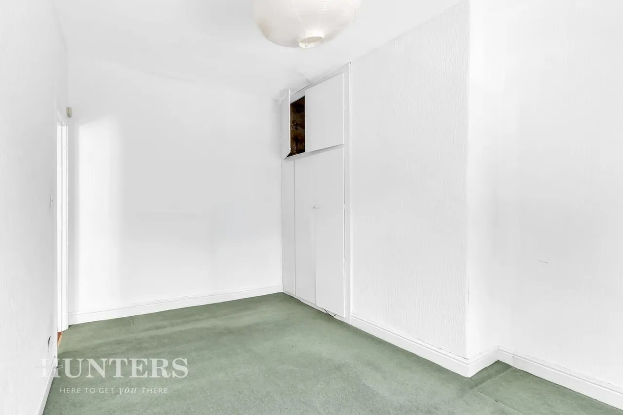 Manchester Road, Greenfield, OL3, photo 11