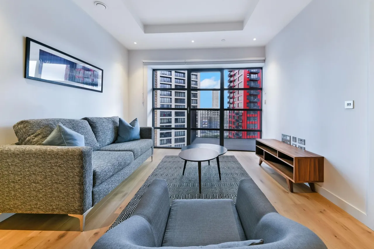 1 bed flat for sale, Amelia House, London City Island, E14