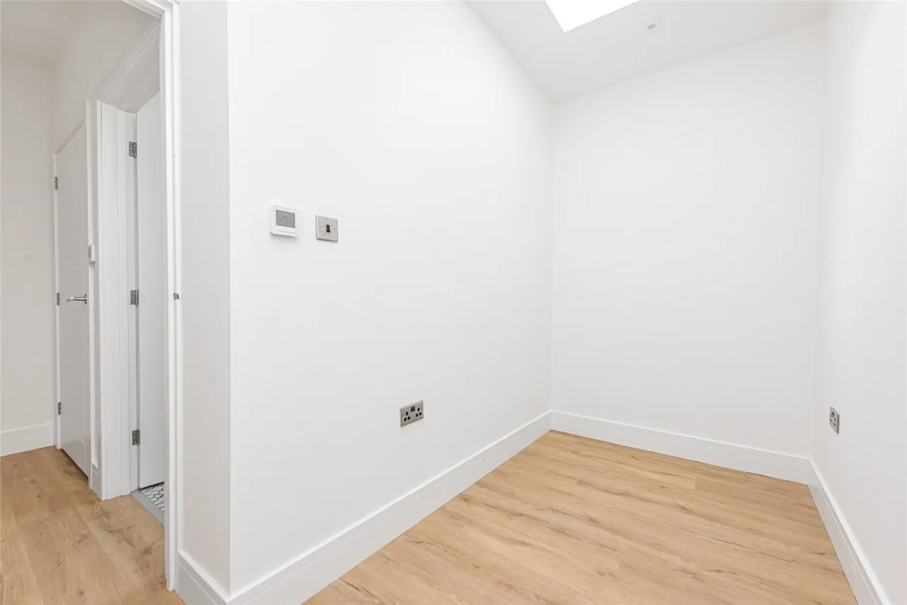 Parkhurst Road, Islington, N7, photo 12