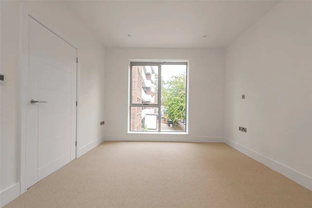 Parkhurst Road, Islington, N7, photo 24
