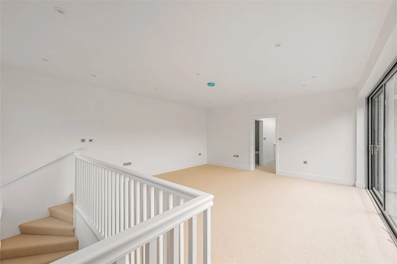 Parkhurst Road, Islington, N7, photo 16