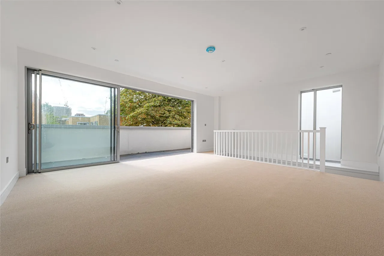 Parkhurst Road, Islington, N7, photo 15