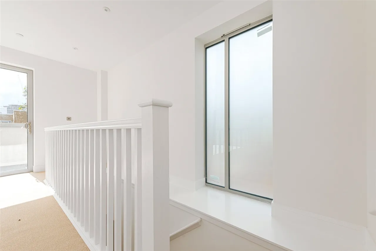 Parkhurst Road, Islington, N7, photo 29