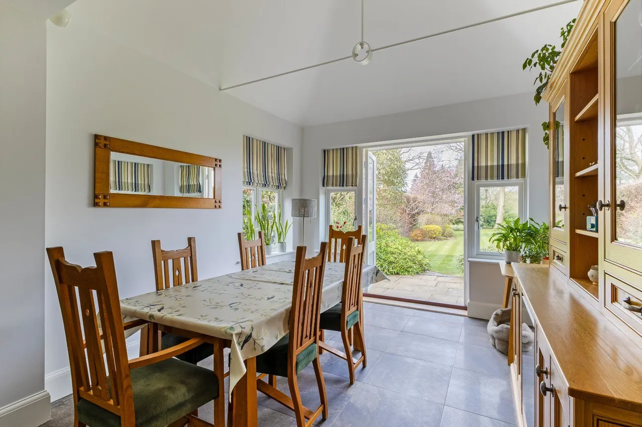 Cross Lane, East Common, Harpenden, Hertfordshire, AL5 1BX, photo 9