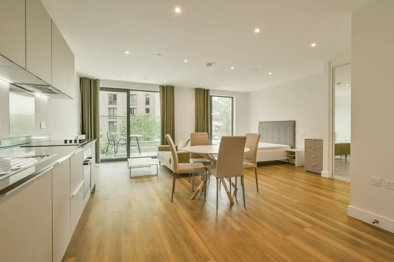 Flat 311, Underwood House, Brentford, photo 3