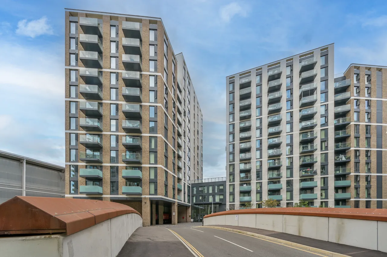 Flat 311, Underwood House, Brentford, photo 9