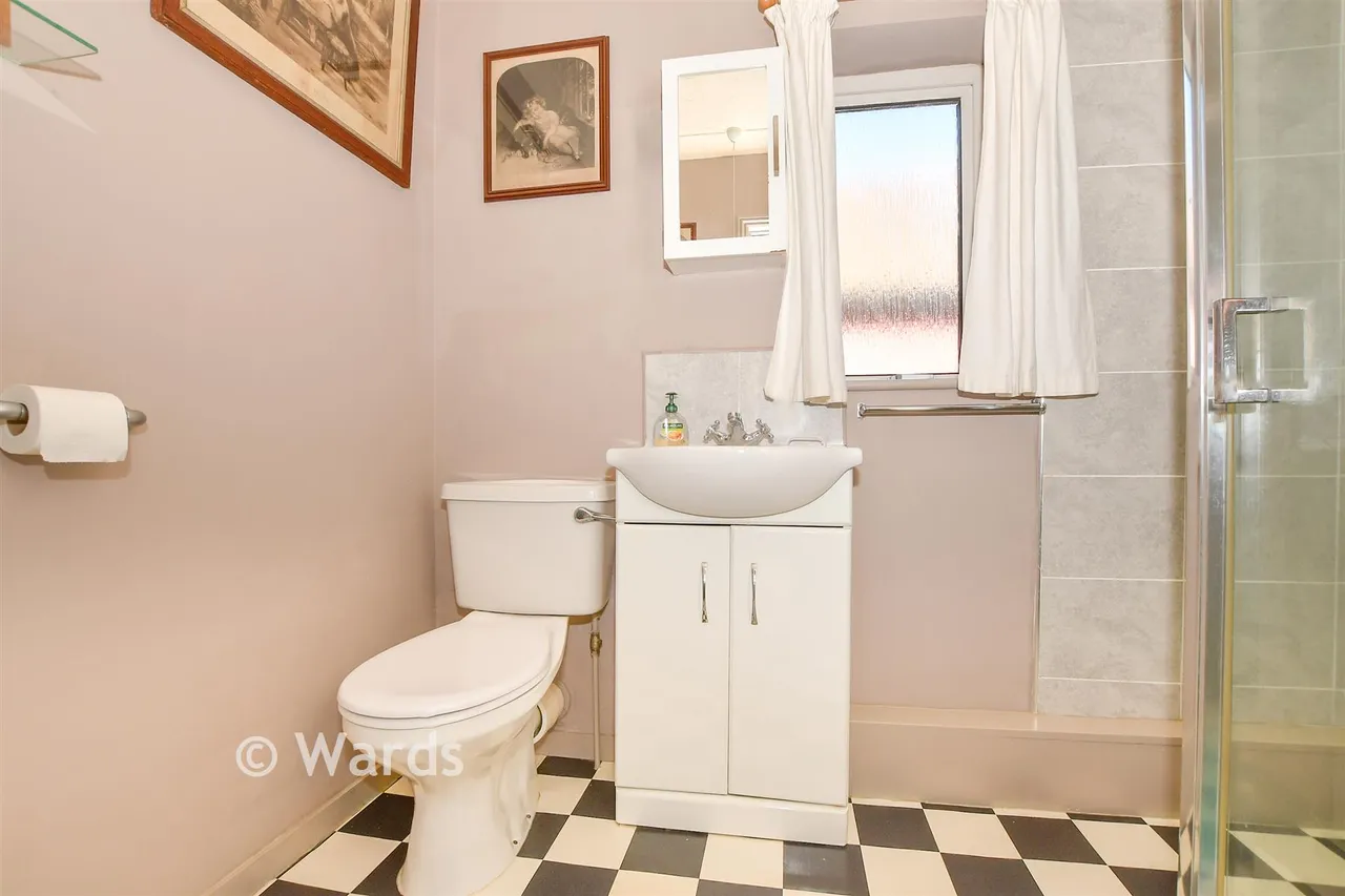 Frythe Close, Cranbrook, TN17, photo 14
