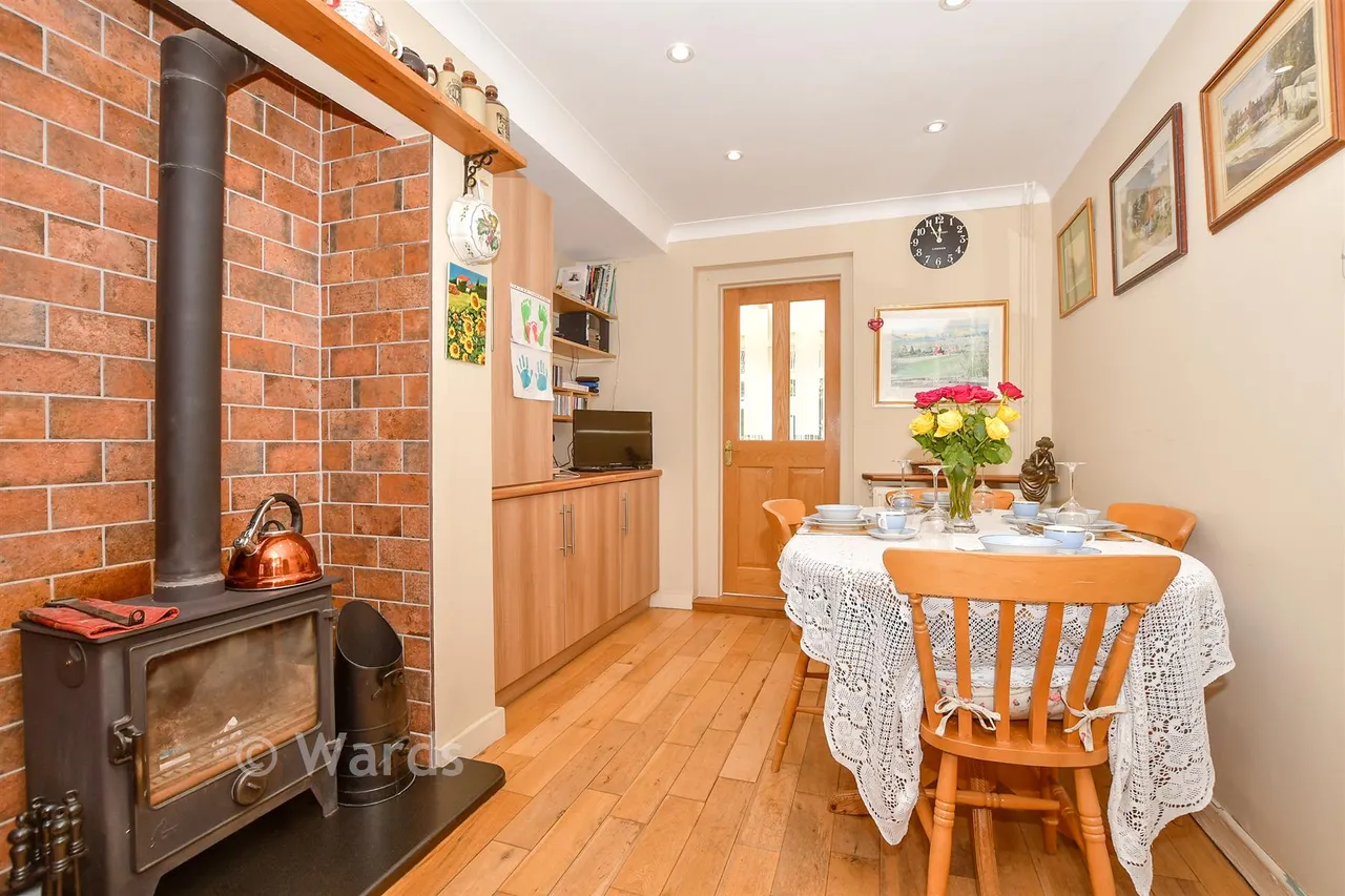 Frythe Close, Cranbrook, TN17, photo 17