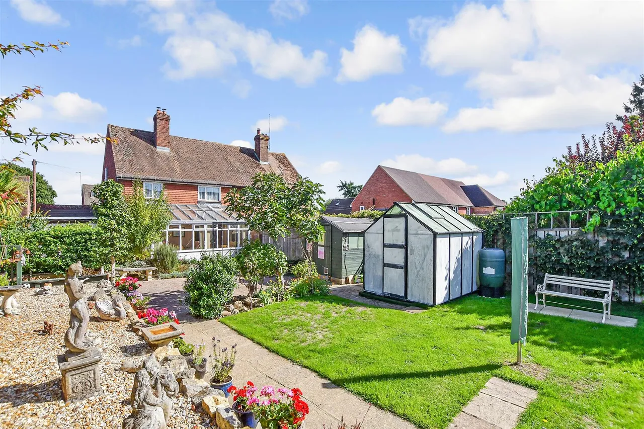 Frythe Close, Cranbrook, TN17, photo 2