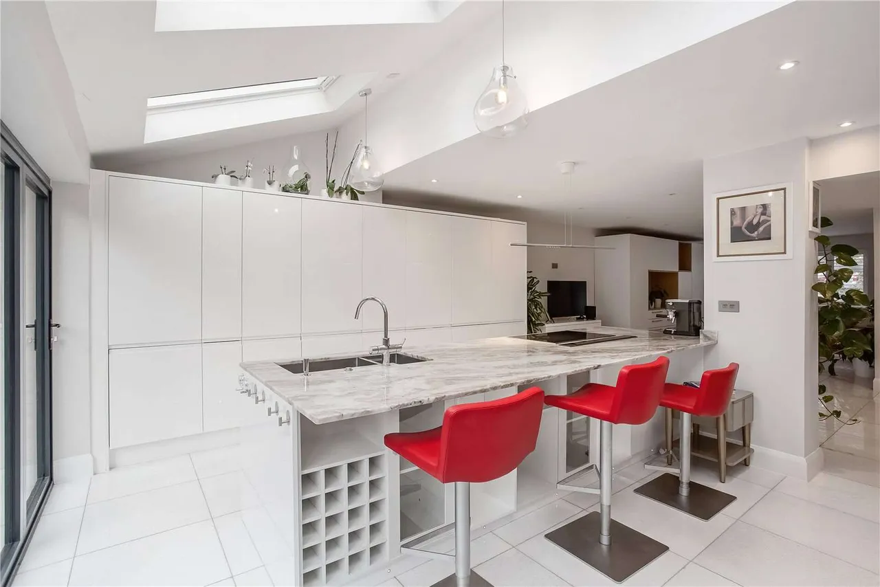 The Cedars, Milton Road, Harpenden, Hertfordshire, AL5 5LQ, photo 2