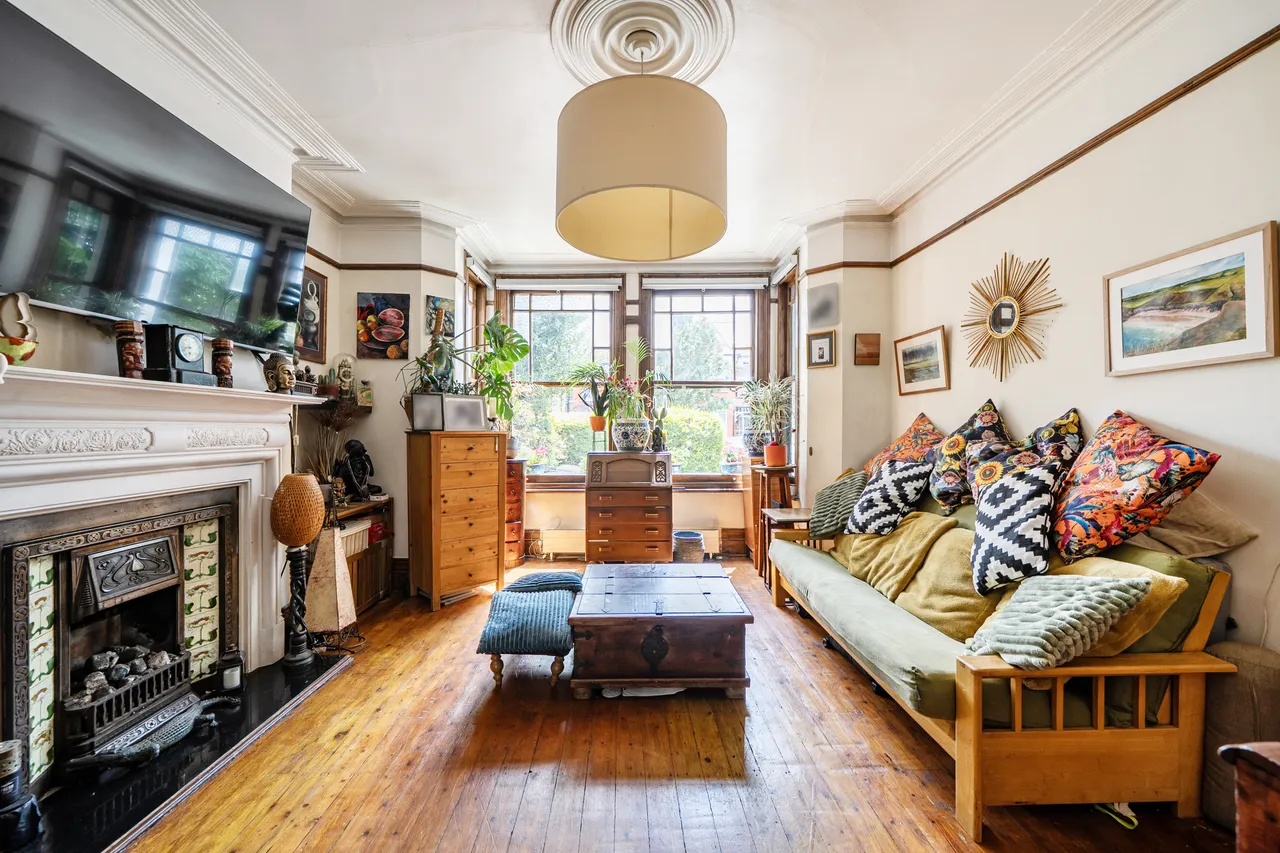 4 bed house for sale — Redston Road, London, N8