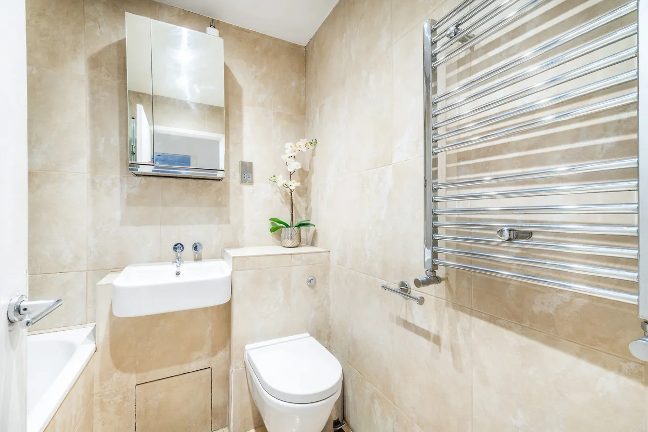 Second Floor, 169 Tavistock Crescent, London, photo 7