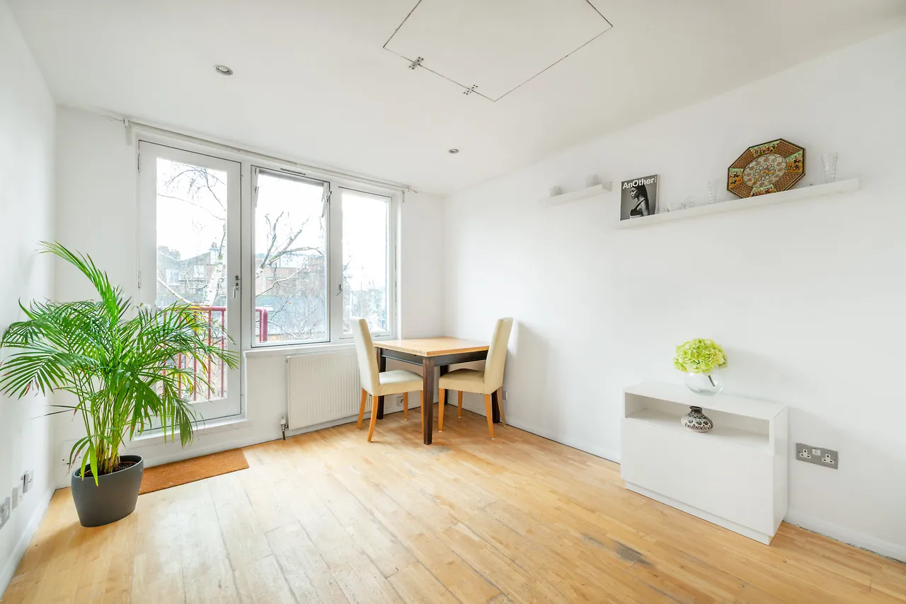 2 bed flat for sale — Second Floor, 169 Tavistock Crescent, London