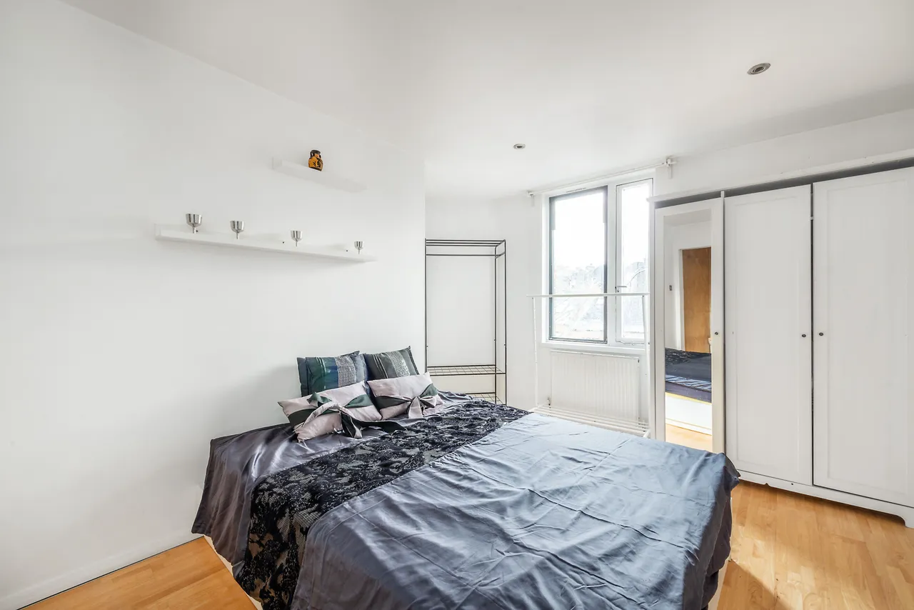 Second Floor, 169 Tavistock Crescent, London, photo 3