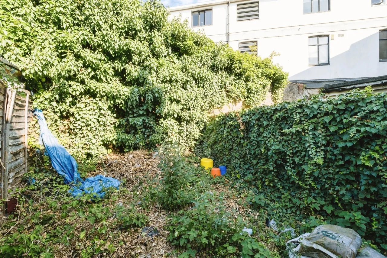 Augurs Lane, Plaistow, London, E13, photo 7