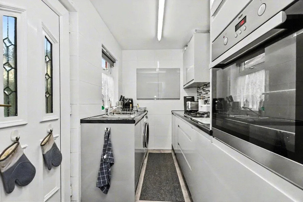 Halliday Place, Leeds, LS12, photo 3