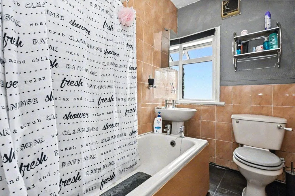 Halliday Place, Leeds, LS12, photo 9
