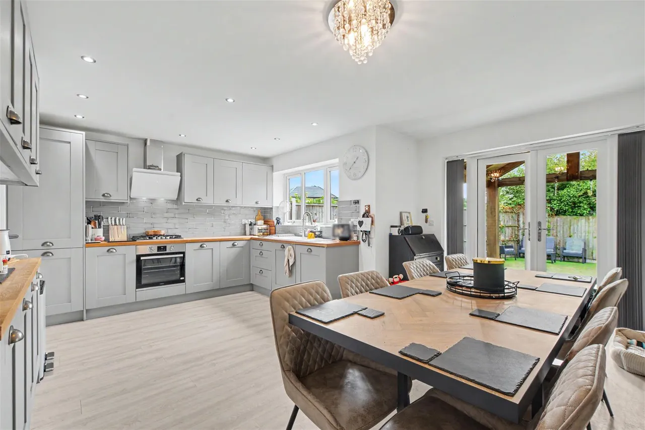 Lancaster Walk, Spondon, DE21, photo 2